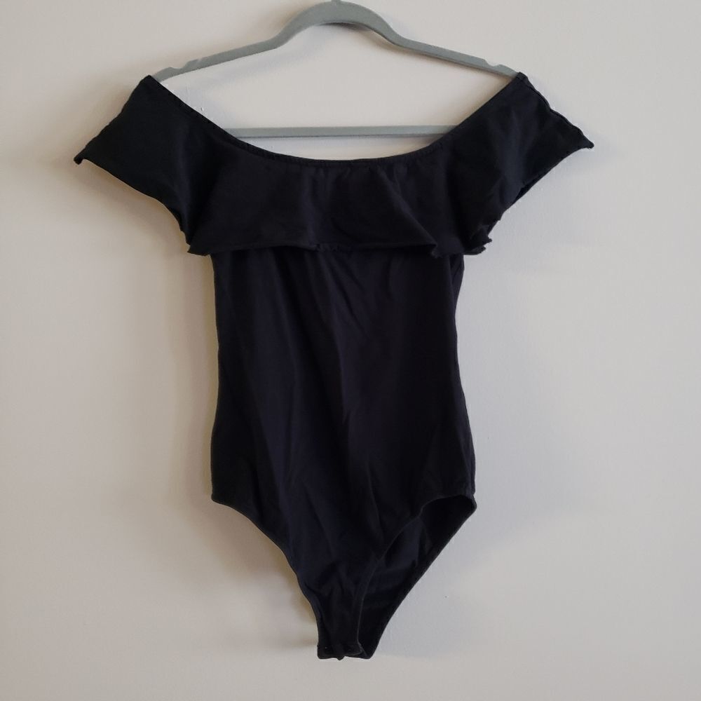 ALCOTT BLACK ONE PIECE BODYSUIT SIZE SMALL